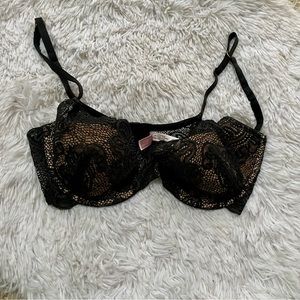 VICTORIA’S SECRET Very Sexy Push Up Without Padding Black Lace over Nude BRA 34D